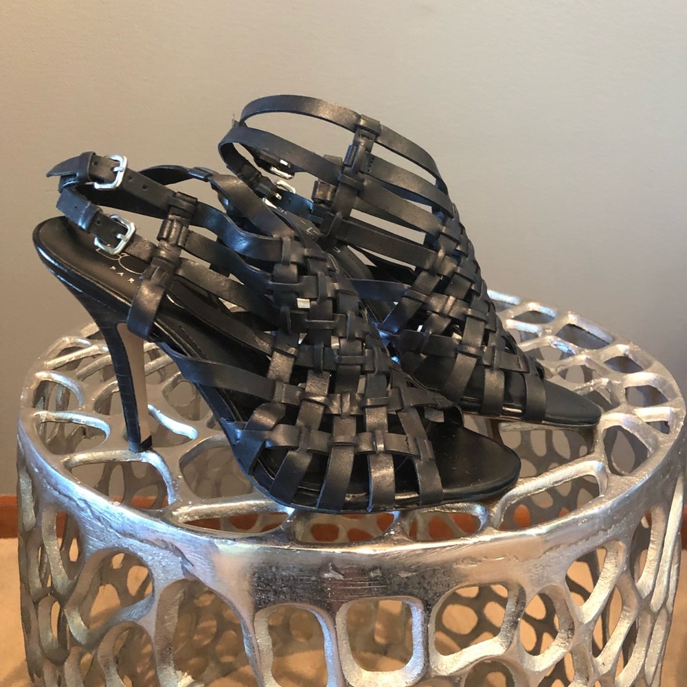 Luxe BCBG Paris Sandals.